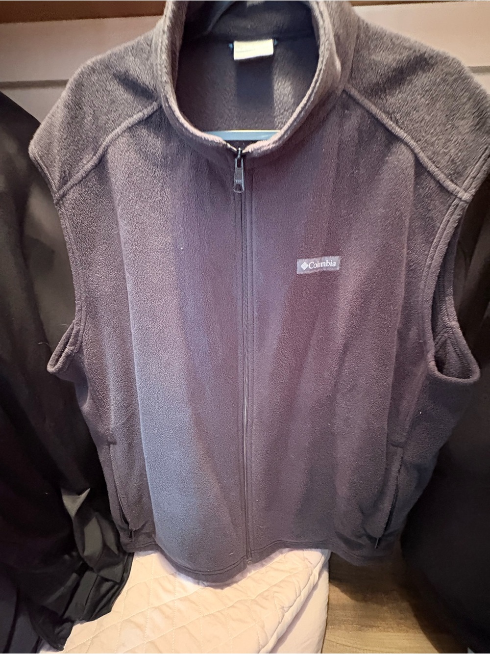 Columbia Men's Dark Gray Full-Zip Fleece Vest